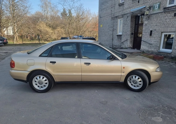 Audi A4 cena 4900 przebieg: 295000, rok produkcji 1995 z Pruszków małe 254